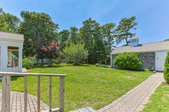 124 Pleasant Street, South Chatham, MA 02659