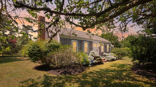 124 Pleasant Street, South Chatham, MA 02659