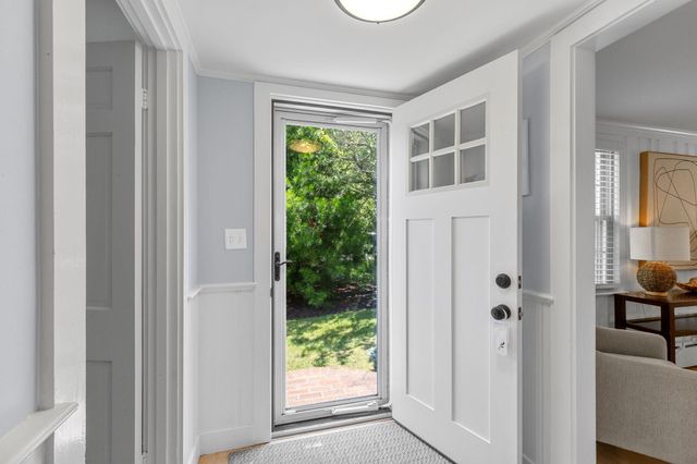 124 Pleasant Street, South Chatham, MA 02659