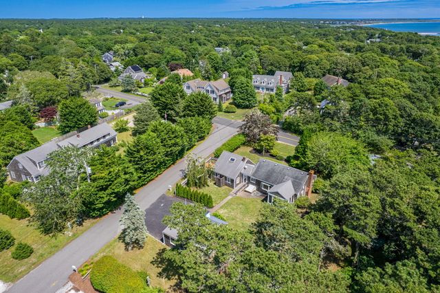 124 Pleasant Street, South Chatham, MA 02659