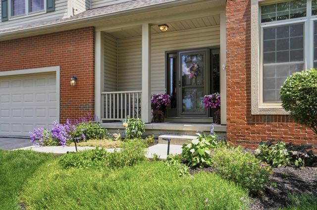 2201 Parklawn Drive, Lewis Center, OH 43035
