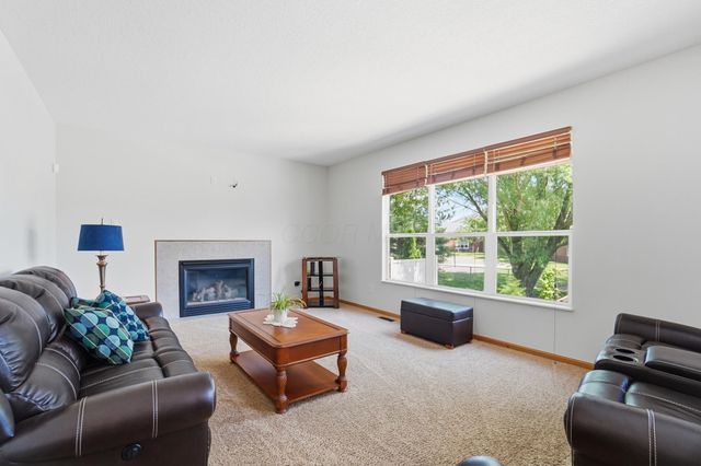 2201 Parklawn Drive, Lewis Center, OH 43035
