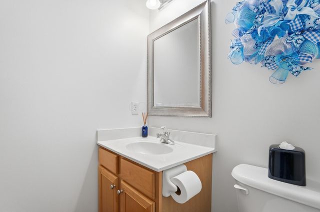 2201 Parklawn Drive, Lewis Center, OH 43035