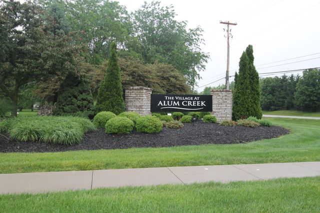 2201 Parklawn Drive, Lewis Center, OH 43035