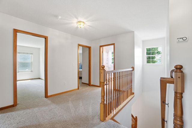 2201 Parklawn Drive, Lewis Center, OH 43035