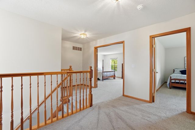2201 Parklawn Drive, Lewis Center, OH 43035