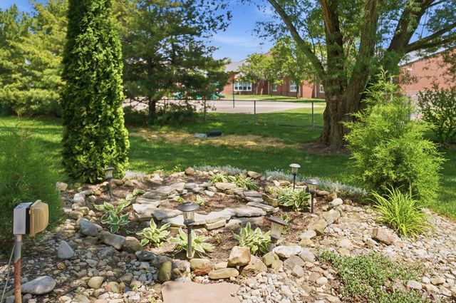 2201 Parklawn Drive, Lewis Center, OH 43035