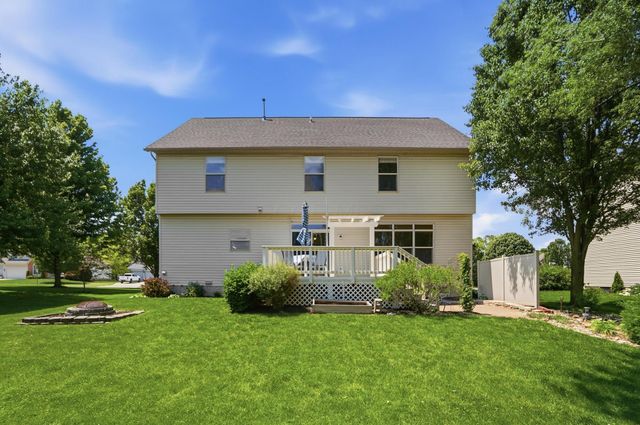 2201 Parklawn Drive, Lewis Center, OH 43035