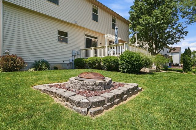 2201 Parklawn Drive, Lewis Center, OH 43035