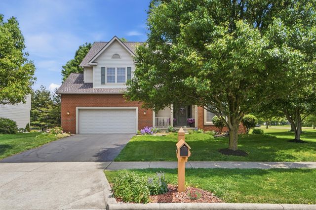 2201 Parklawn Drive, Lewis Center, OH 43035