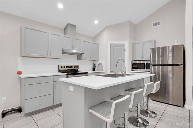 1907 Lake Point Drive, Mission, TX 78572