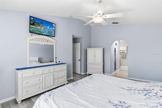 2150 SANDRIDGE CIRCLE, Eustis, FL 32726