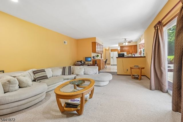 4 Viking Ct, Randolph Twp., NJ 07869