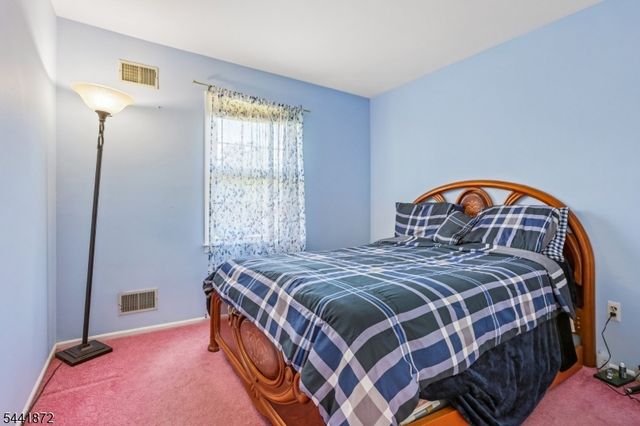 4 Viking Ct, Randolph Twp., NJ 07869
