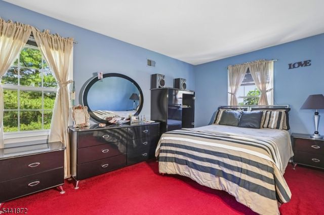 4 Viking Ct, Randolph Twp., NJ 07869
