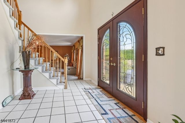 4 Viking Ct, Randolph Twp., NJ 07869