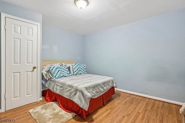 4 Viking Ct, Randolph Twp., NJ 07869