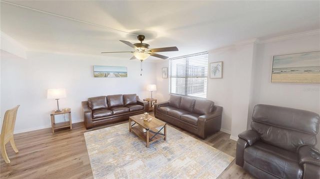 8735 MIDNIGHT PASS ROAD 206b, Sarasota, FL 34242