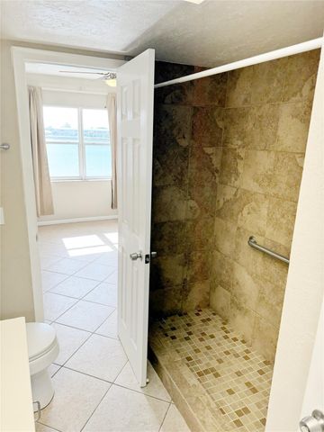 1116 Lake Terrace 214, Boynton Beach, FL 33426