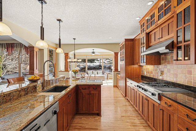 1520 Bridgewater Road, Golden Valley, MN 55422