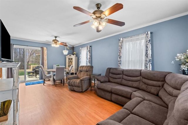 743 Almond Road, Reidsville, NC 27320