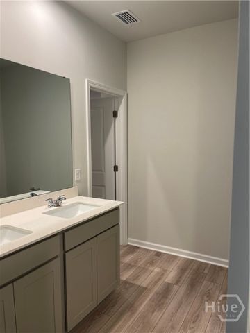 828 Longleaf Drive, Richmond Hill, GA 31324