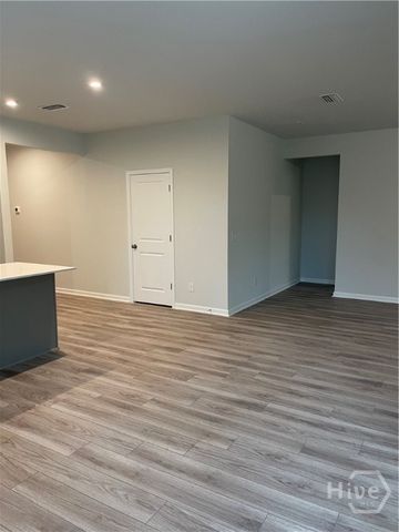 828 Longleaf Drive, Richmond Hill, GA 31324