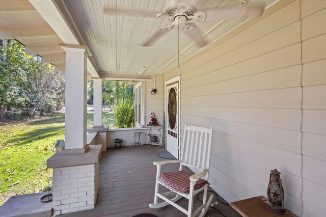 105 Mann Street, Colmesneil, TX 75938