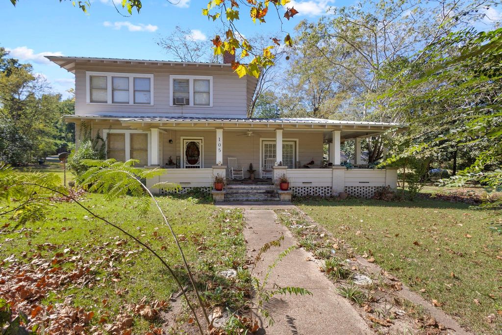 105 Mann Street, Colmesneil, TX 75938