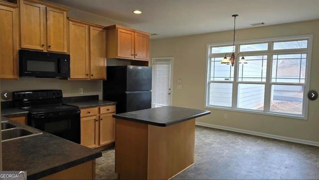 6056 Park Close, Fairburn, GA 30213