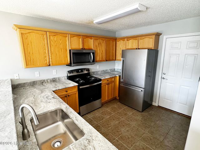 1005 Dayton Court, Leland, NC 28451