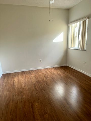 7085 Nova Drive 320, Davie, FL 33317