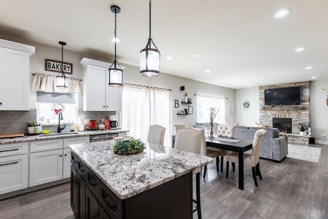 125 Kelly Drive, Williamsburg, OH 45176