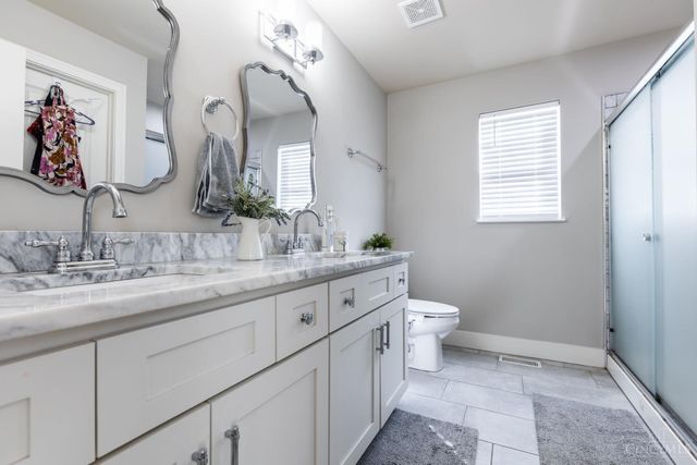 125 Kelly Drive, Williamsburg, OH 45176