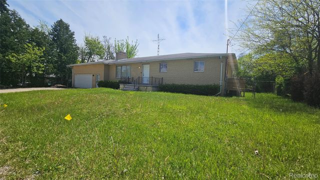 2469 Hatherly Avenue, Flint Charter Township, MI 48504