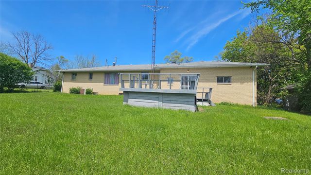 2469 Hatherly Avenue, Flint Charter Township, MI 48504