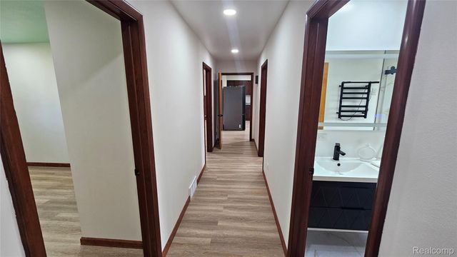 2469 Hatherly Avenue, Flint Charter Township, MI 48504