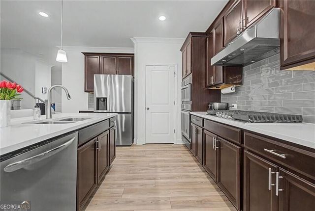 950 Summit Drive, Canton, GA 30114