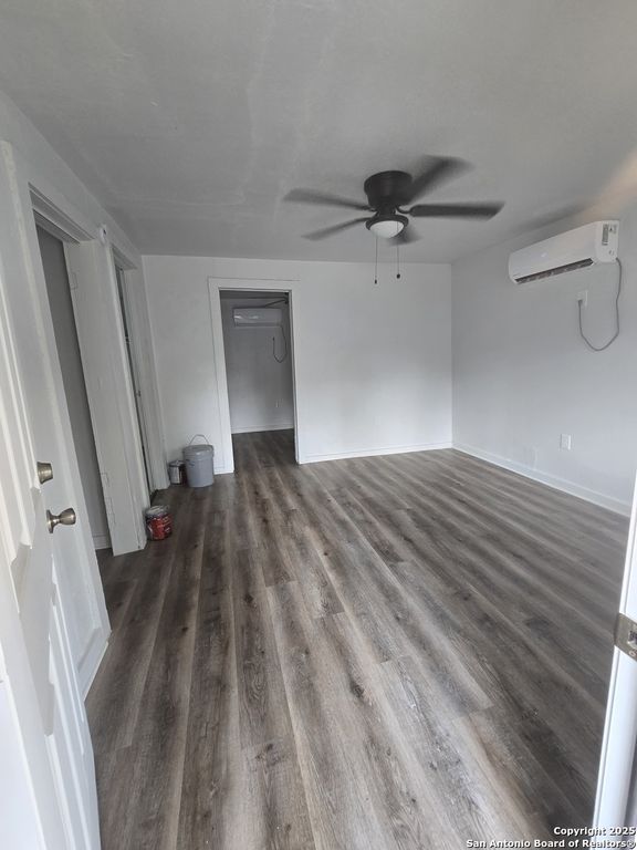 553 Barrett B, San Antonio, TX 78225
