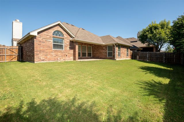 10913 Golfview Way, Benbrook, TX 76126