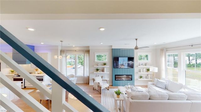 912 Jennings Ln, Chesapeake, VA 23322