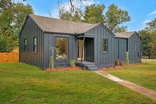 732 Drummond Dr, Nashville, TN 37211