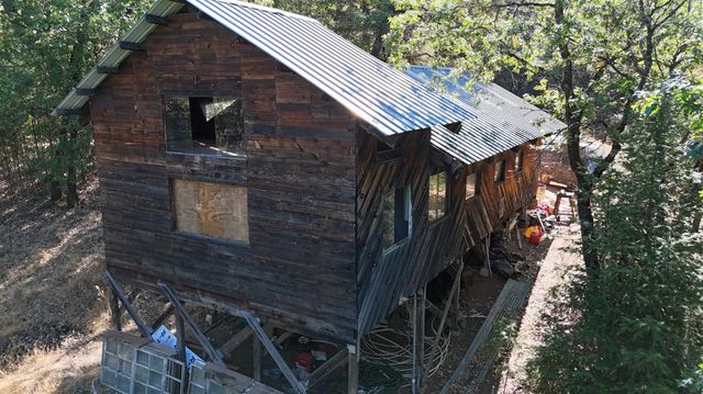 14788 Arrowhead Mine Rd, Grass Valley, CA 95945