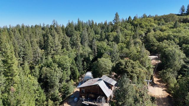 14788 Arrowhead Mine Rd, Grass Valley, CA 95945