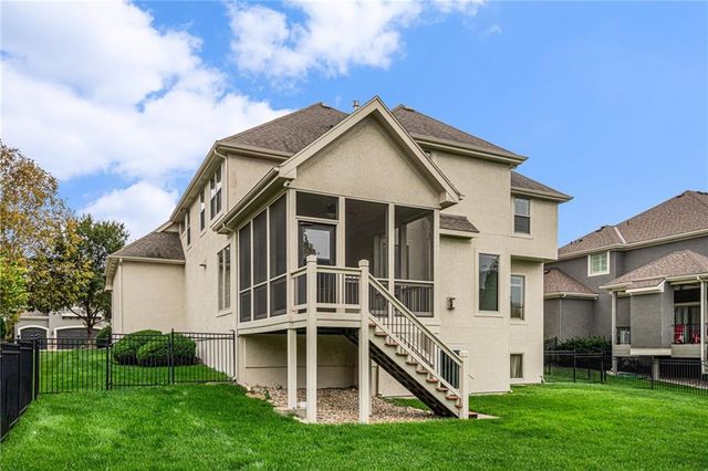 11500 W 166TH Street, Overland Park, KS 66221