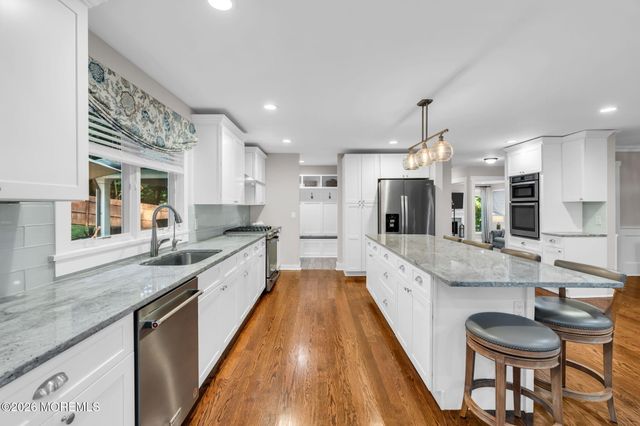 9 Ramsey Road, Middletown, NJ 07748