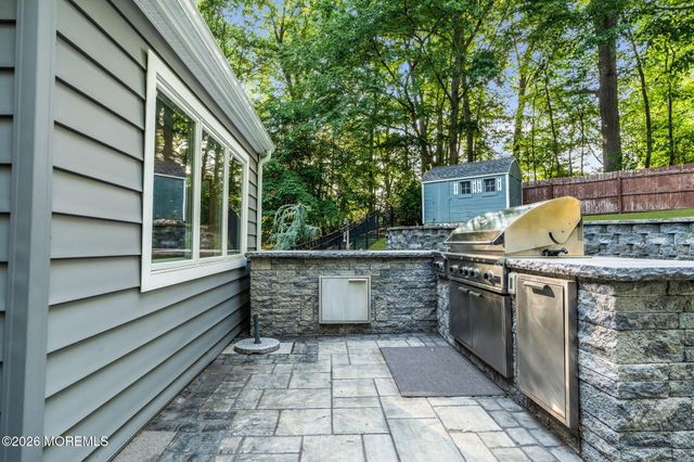 9 Ramsey Road, Middletown, NJ 07748