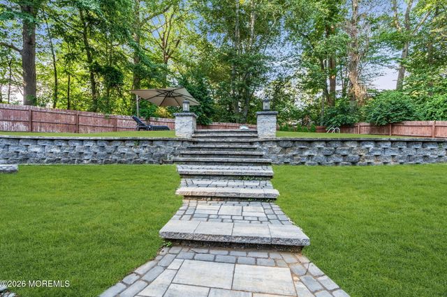 9 Ramsey Road, Middletown, NJ 07748