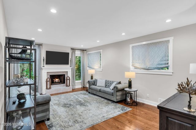 9 Ramsey Road, Middletown, NJ 07748
