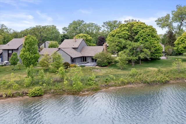 25 Lakewood DRIVE, Wind Point, WI 53402